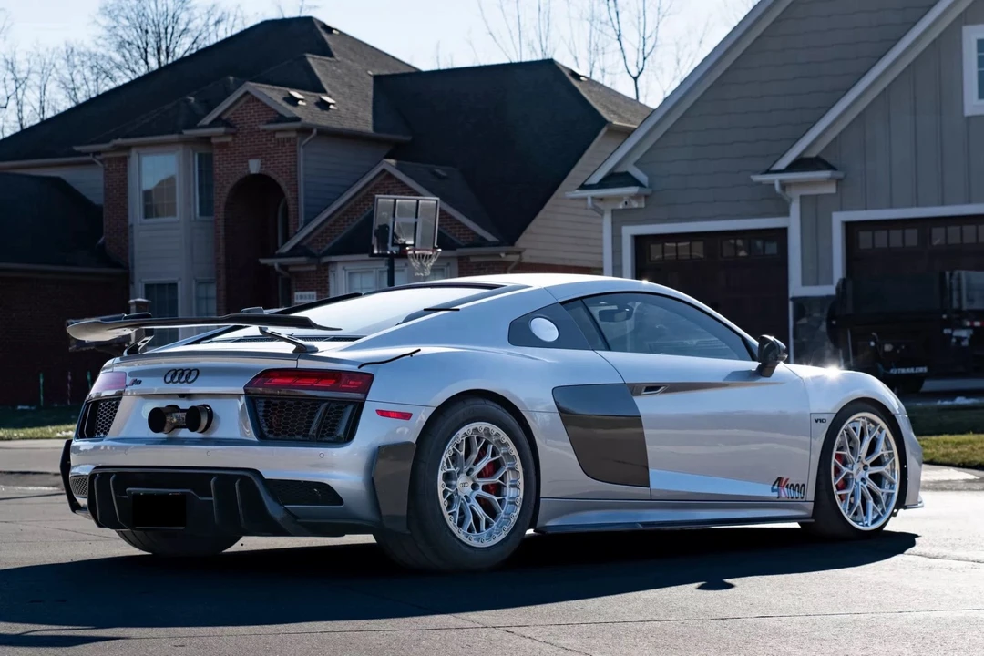 2018 Audi 4S R8 - Image 8 of 12