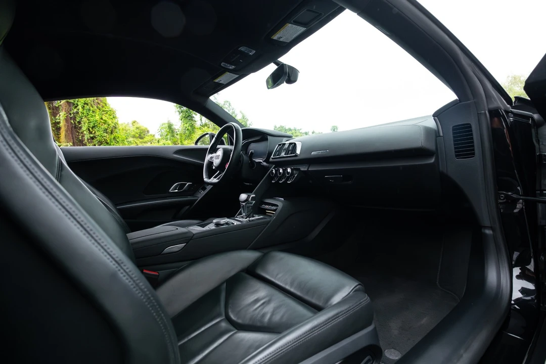 2018 Audi 4S R8 - Image 8 of 31