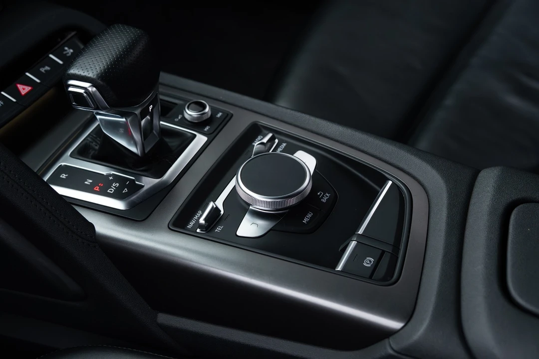 2018 Audi 4S R8 - Image 6 of 31