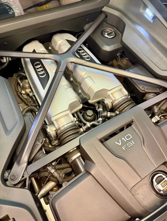 2018 Audi 4S R8 - Image 5 of 12