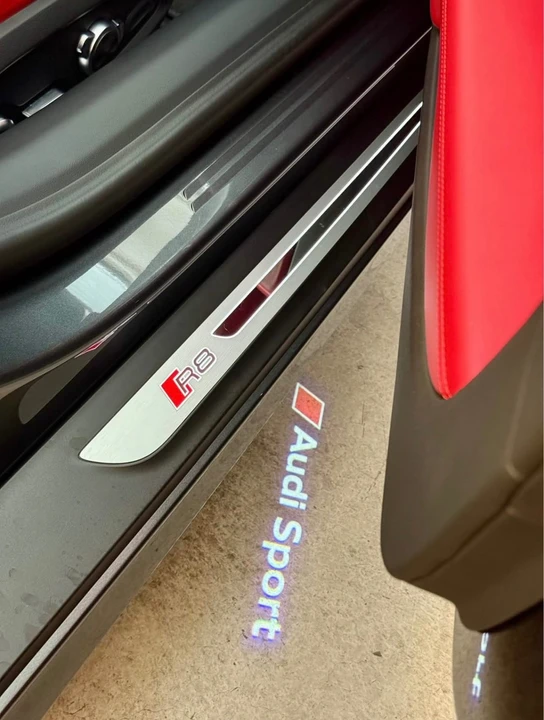 2018 Audi 4S R8 - Image 8 of 12