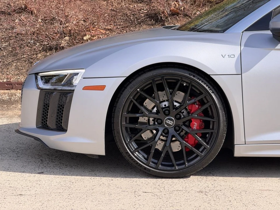 2018 Audi 4S R8 - Image 13 of 21