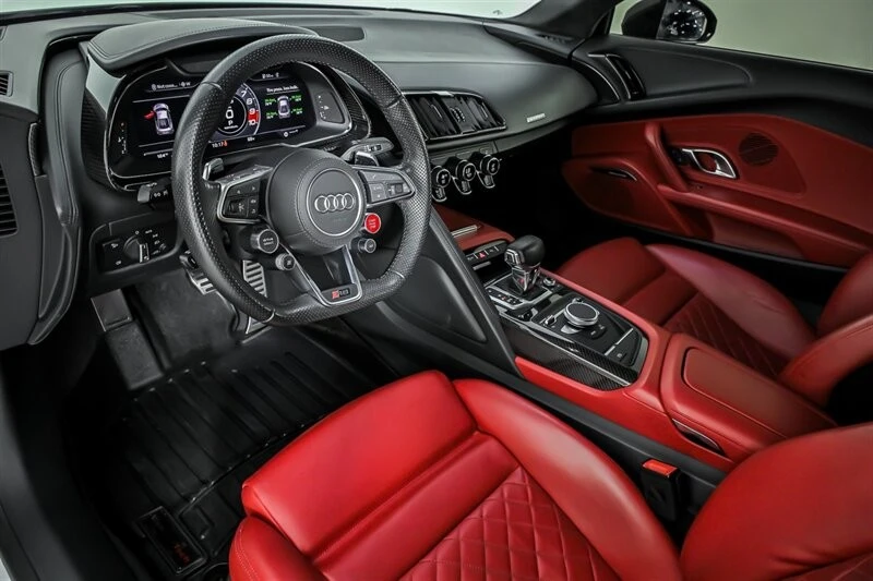 2018 Audi 4S R8 - Image 19 of 31