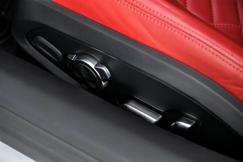 2018 Audi 4S R8 - Image 25 of 31