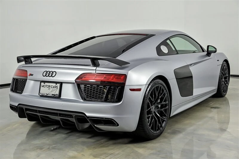 2018 Audi 4S R8 - Image 9 of 31