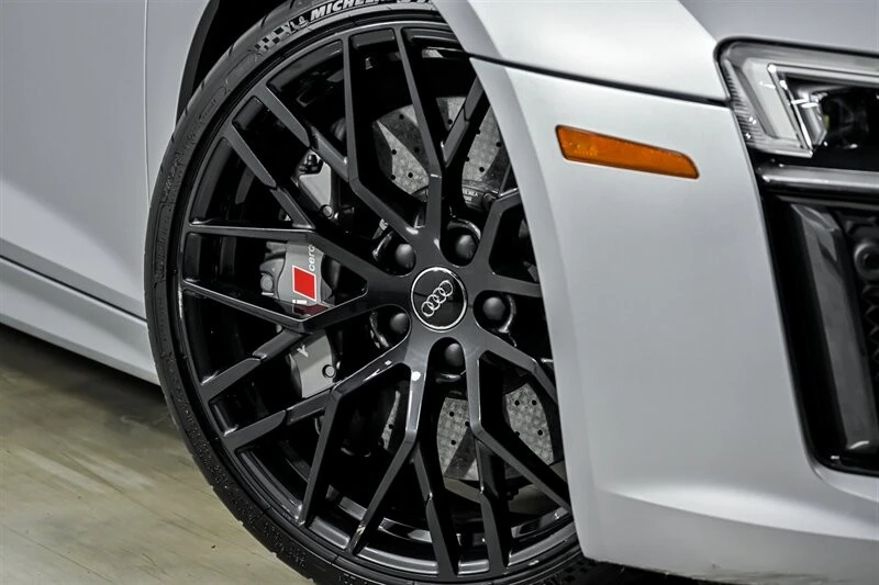 2018 Audi 4S R8 - Image 3 of 31