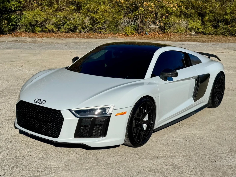 2018 Audi 4S R8 - Image 2 of 21