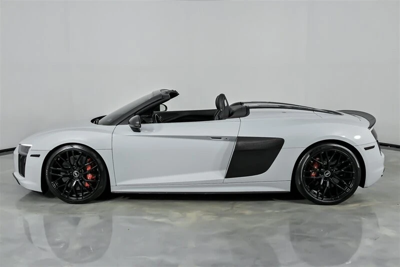 2018 Audi 4S R8 - Image 8 of 21