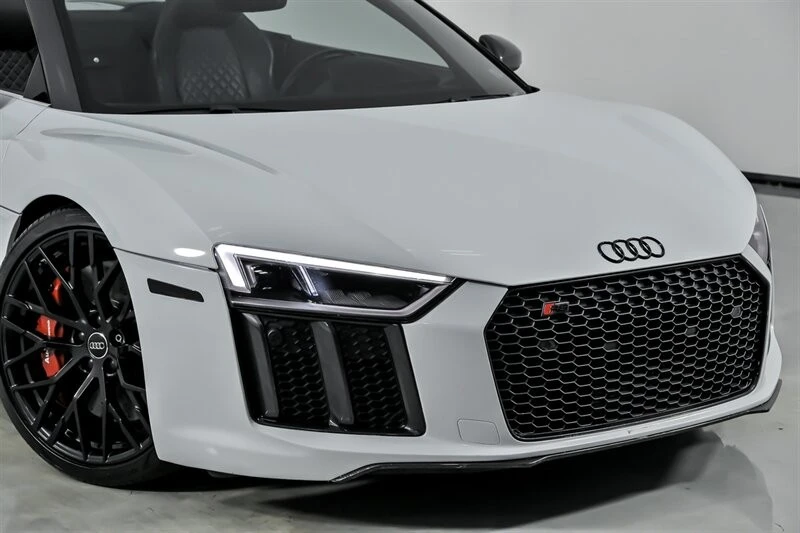 2018 Audi 4S R8 - Image 3 of 21