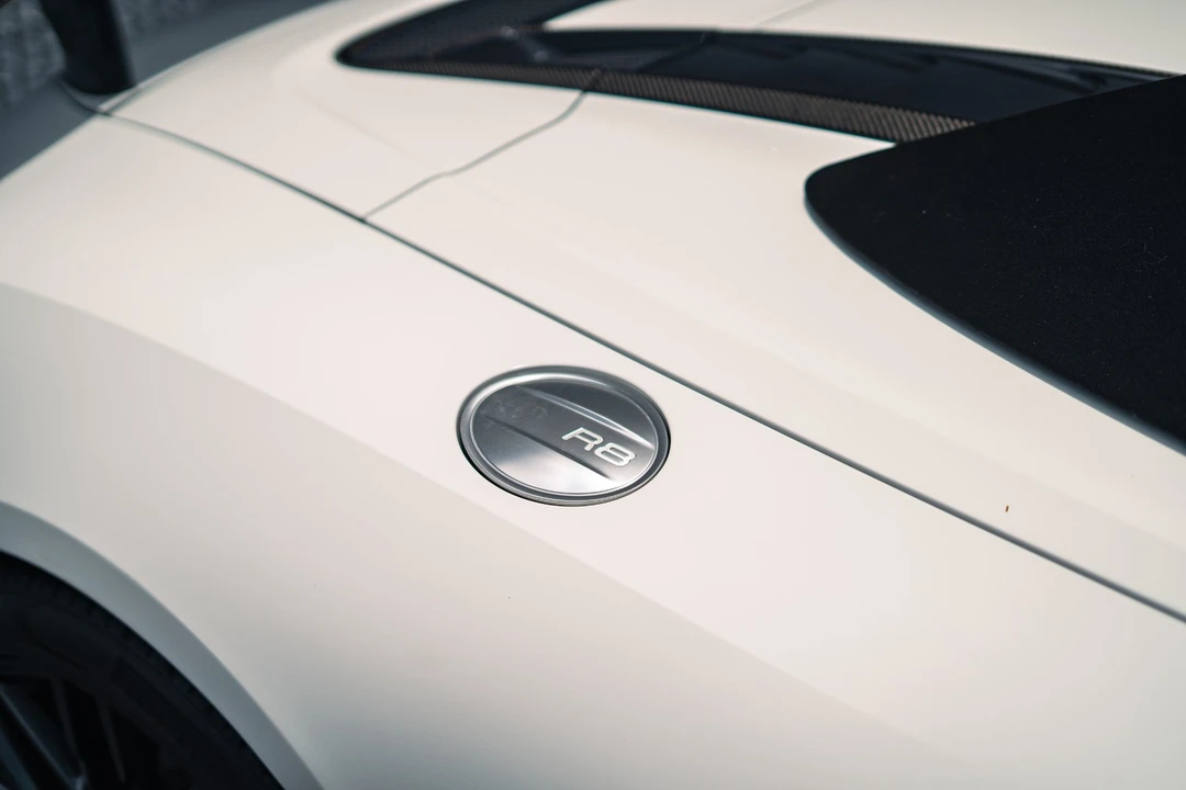 2018 Audi 4S R8 - Image 25 of 31