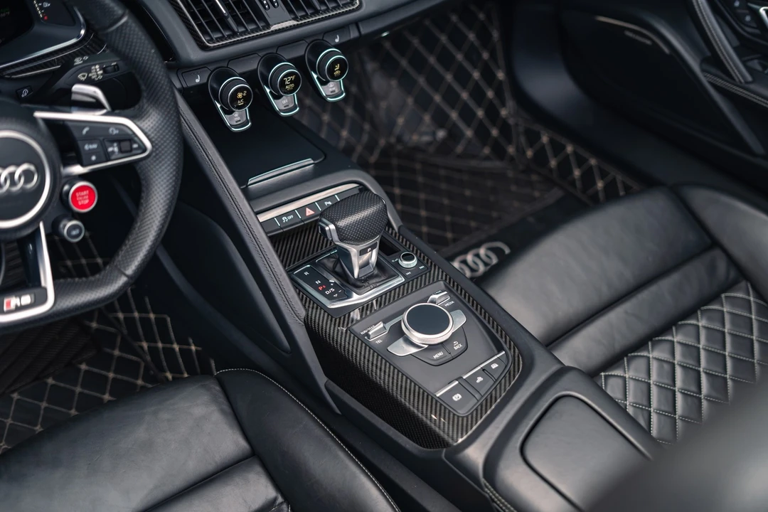 2018 Audi 4S R8 - Image 30 of 31