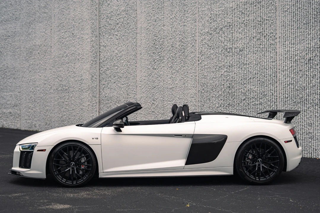 2018 Audi 4S R8 - Image 3 of 31