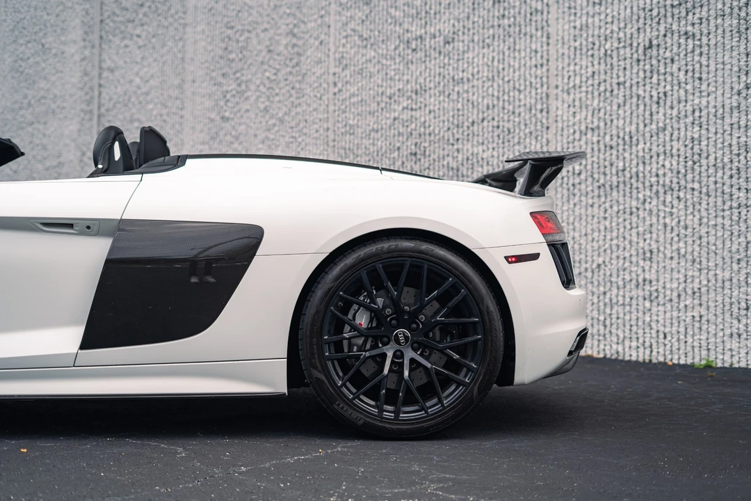 2018 Audi 4S R8 - Image 27 of 31