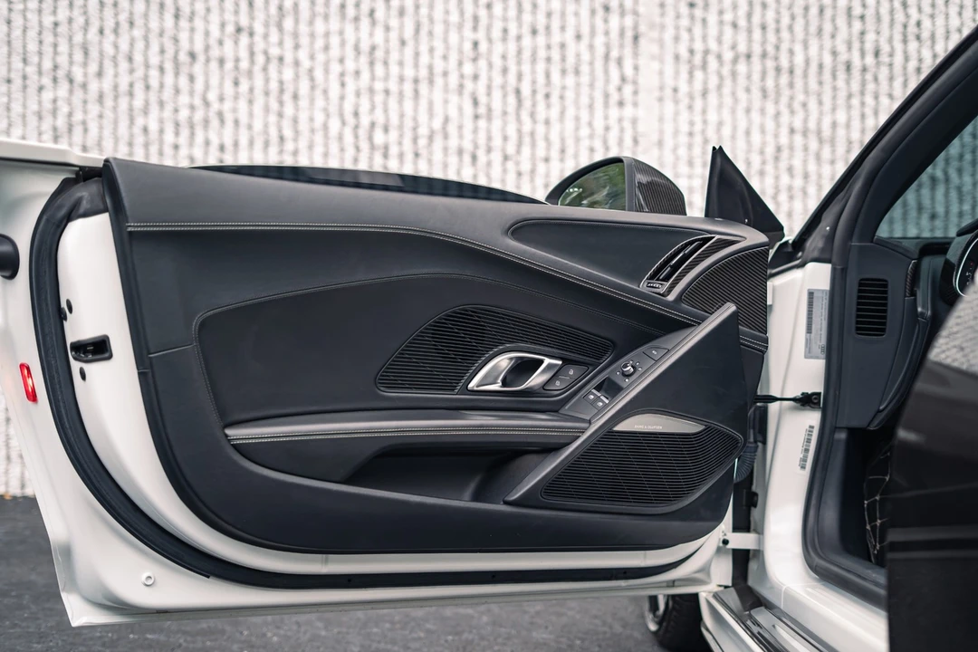2018 Audi 4S R8 - Image 20 of 31