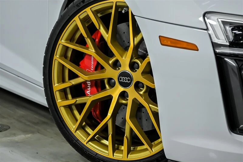2018 Audi 4S R8 - Image 4 of 31