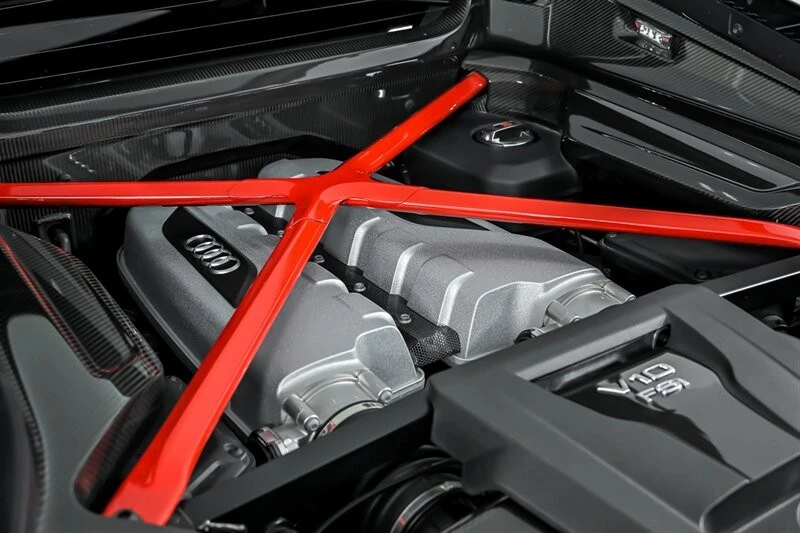 2018 Audi 4S R8 - Image 14 of 31