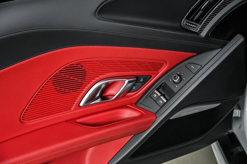 2018 Audi 4S R8 - Image 18 of 31