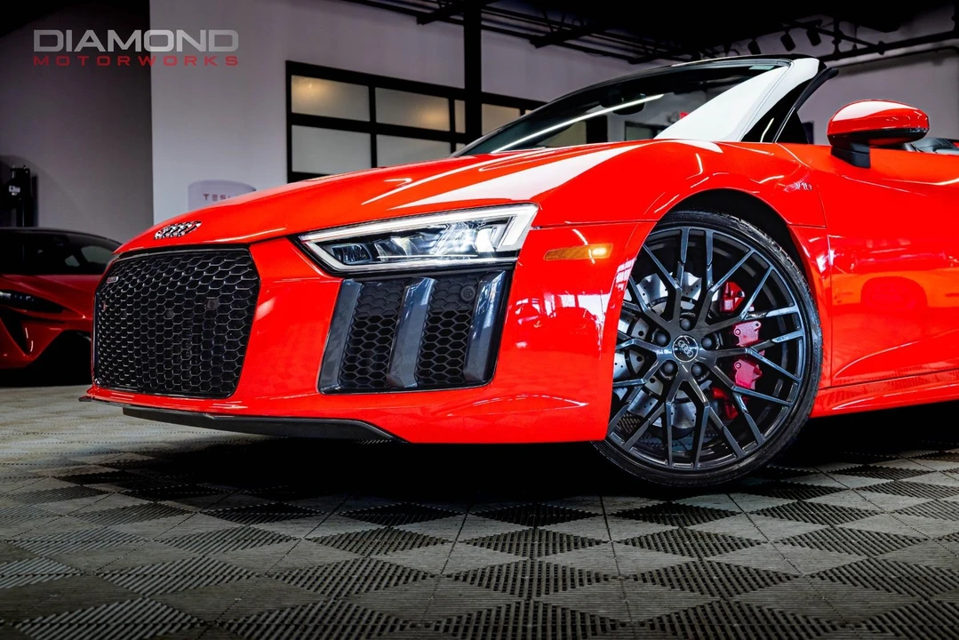 2018 Audi 4S R8 - Image 8 of 12