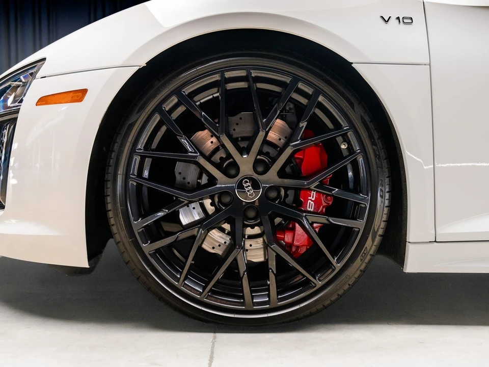 2018 Audi 4S R8 - Image 4 of 31