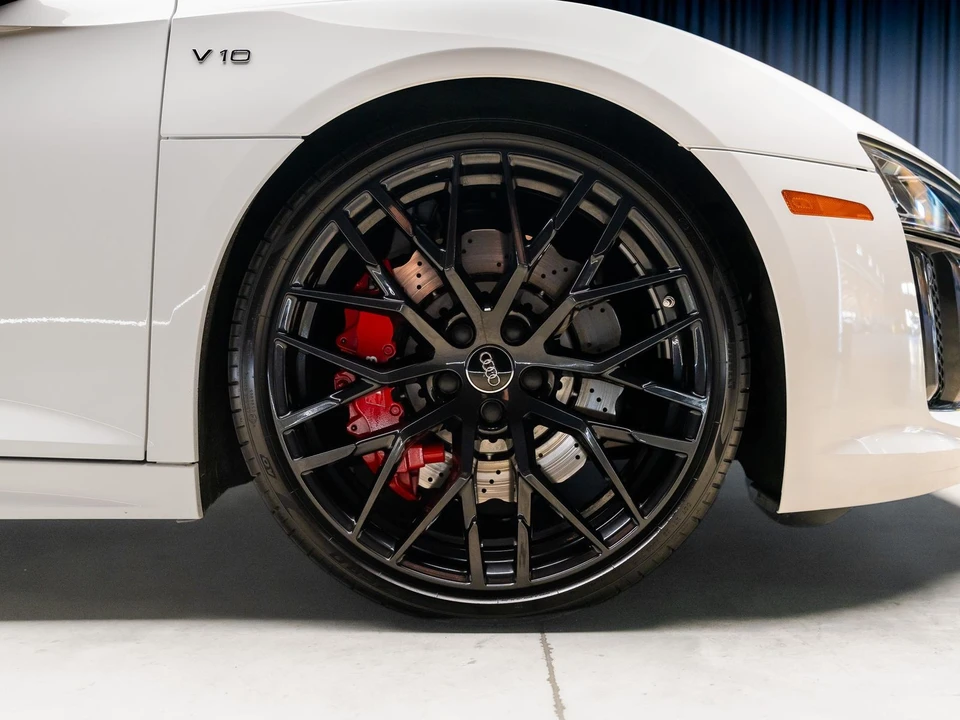 2018 Audi 4S R8 - Image 30 of 31