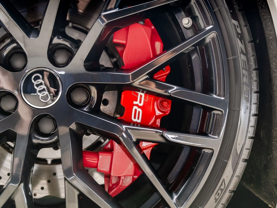 2018 Audi 4S R8 - Image 27 of 31