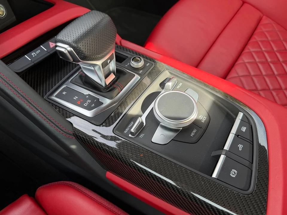 2018 Audi 4S R8 - Image 30 of 31