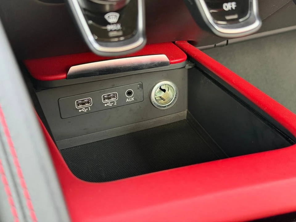 2018 Audi 4S R8 - Image 26 of 31