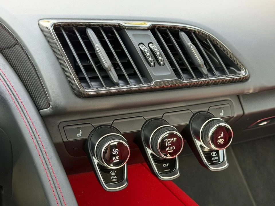 2018 Audi 4S R8 - Image 24 of 31