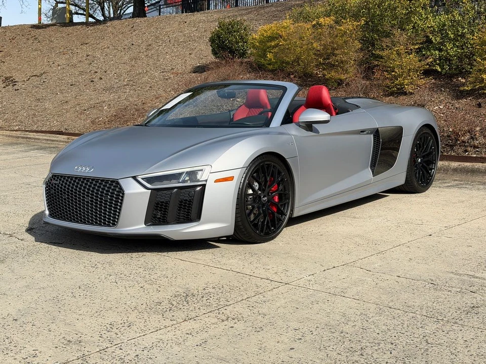 2018 Audi 4S R8 - Image 2 of 21