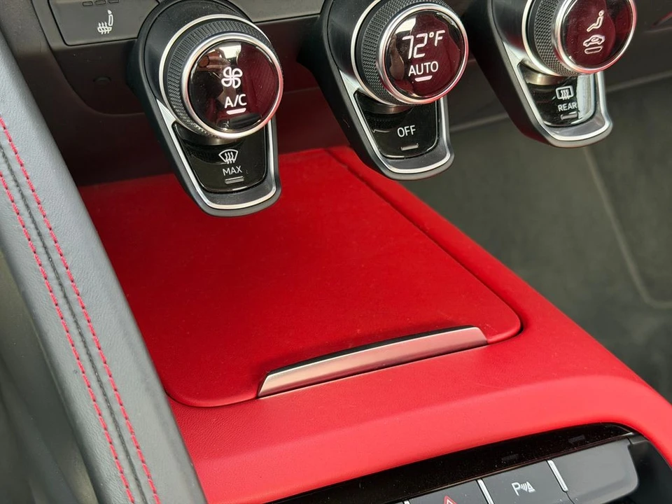 2018 Audi 4S R8 - Image 25 of 31