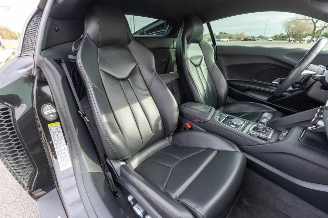 2018 Audi 4S R8 - Image 5 of 6