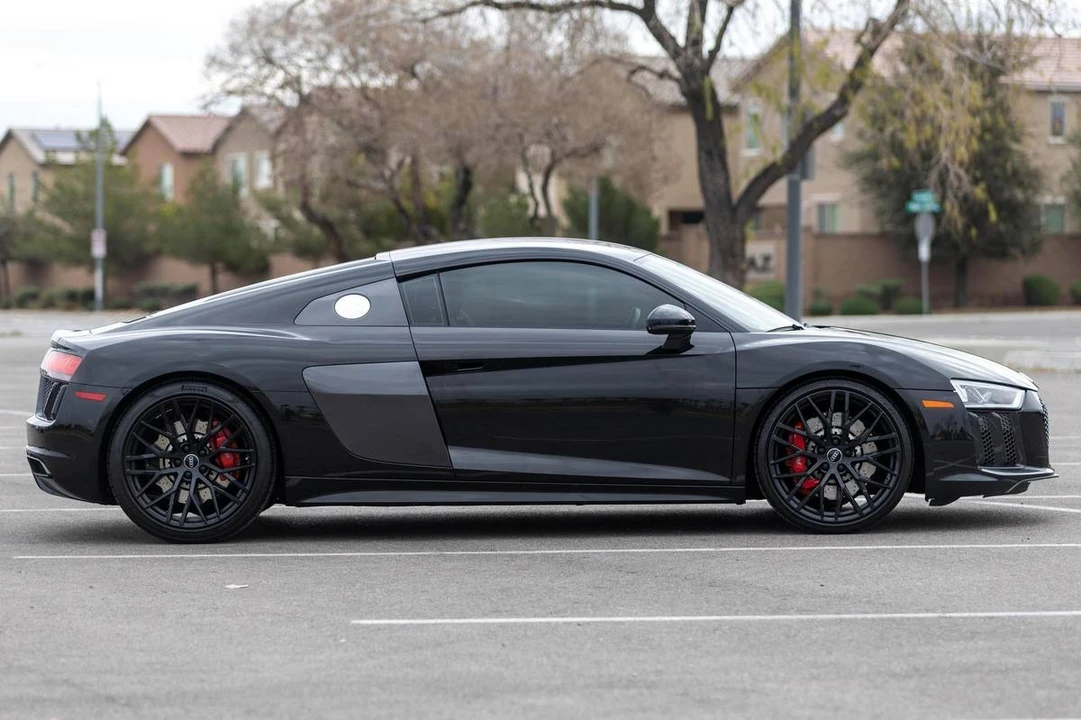 2018 Audi 4S R8 - Image 2 of 6