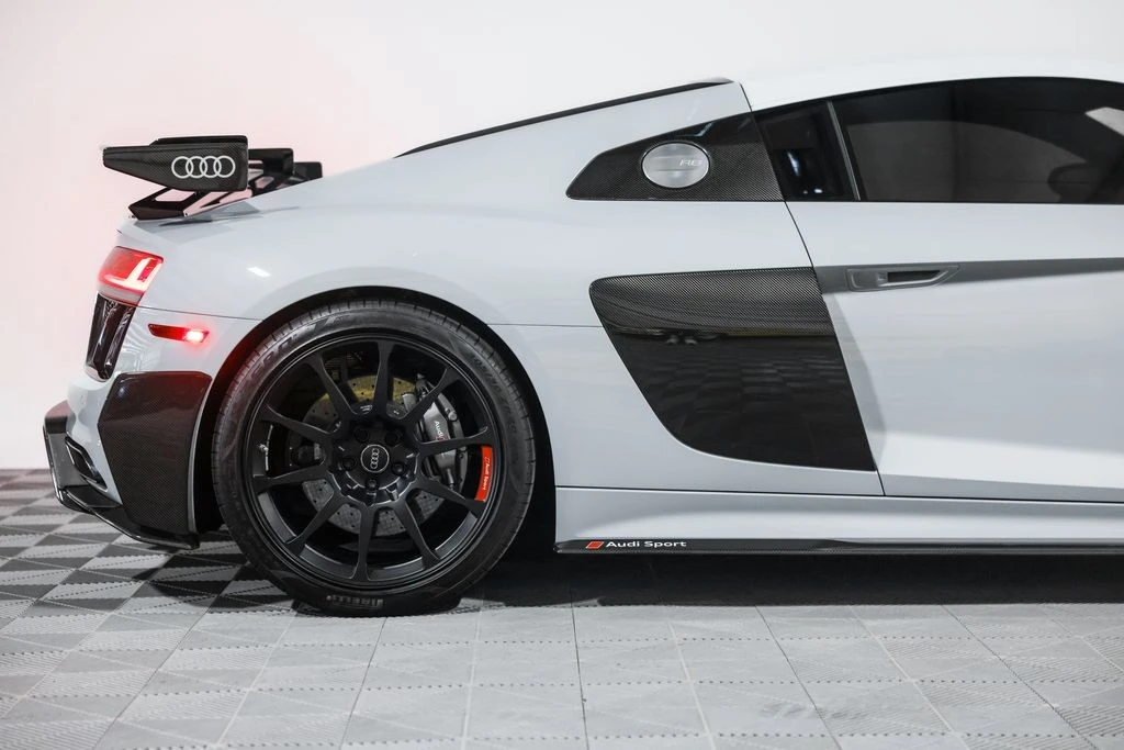 2018 Audi 4S R8 - Image 6 of 31