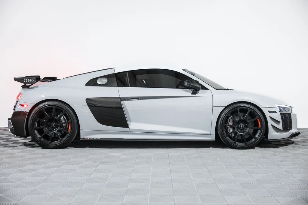 2018 Audi 4S R8 - Image 8 of 31