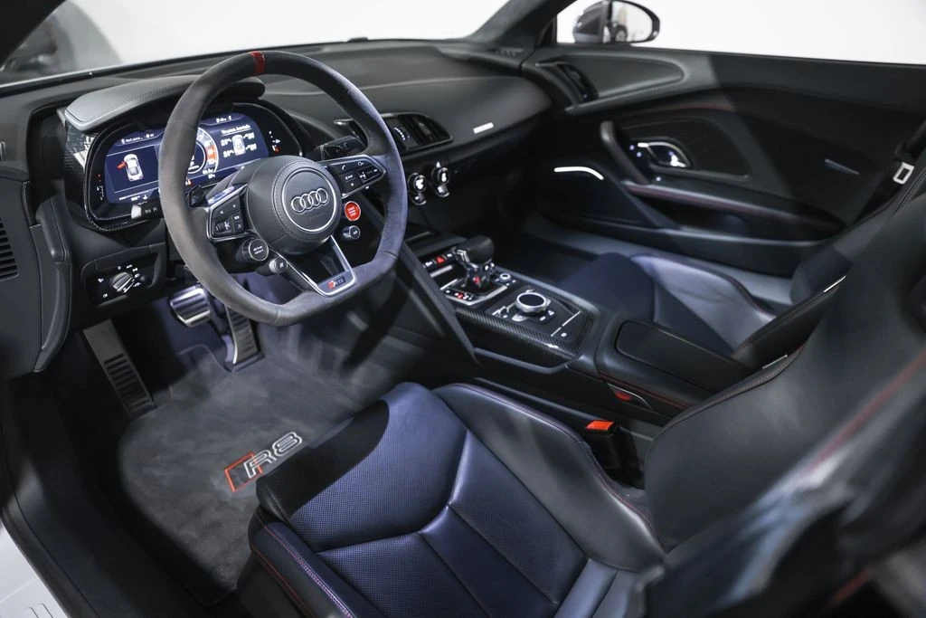 2018 Audi 4S R8 - Image 30 of 31