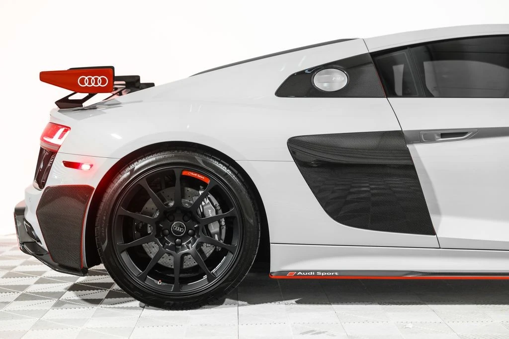2018 Audi 4S R8 - Image 4 of 31