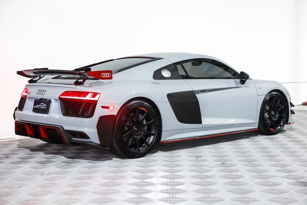 2018 Audi 4S R8 - Image 8 of 31