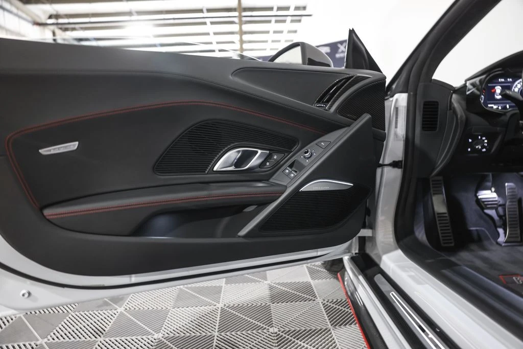 2018 Audi 4S R8 - Image 29 of 31