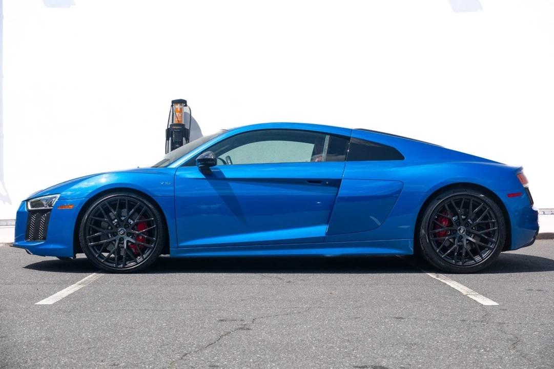 2018 Audi 4S R8 - Image 7 of 12