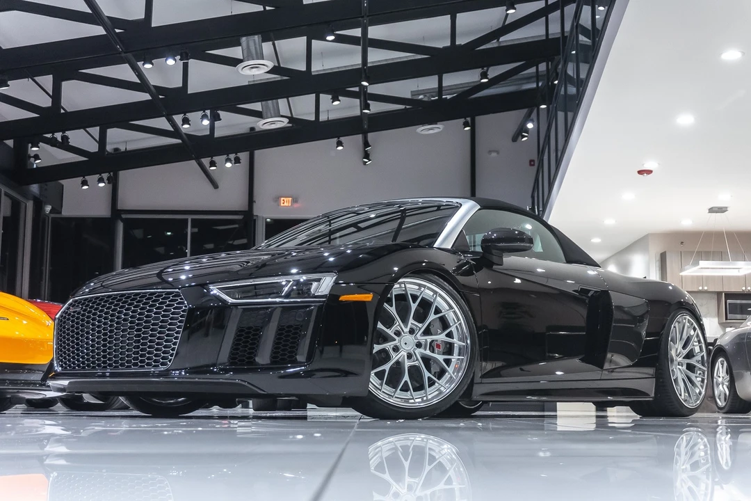 2018 Audi 4S R8 - Image 2 of 31