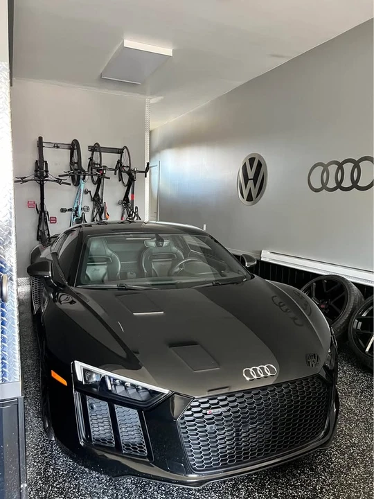 2018 Audi 4S R8 - Image 4 of 8