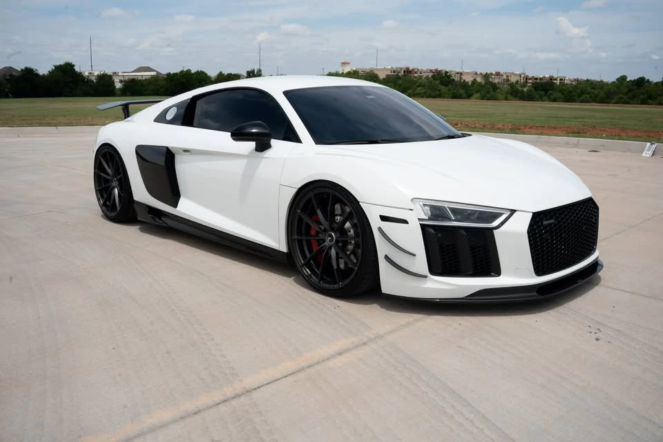 2018 Audi 4S R8 - Image 2 of 13