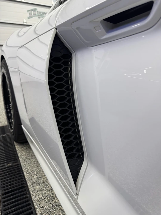 2018 Audi 4S R8 - Image 10 of 24