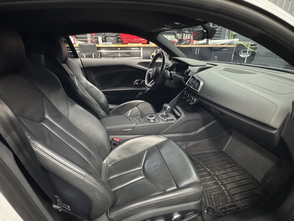 2018 Audi 4S R8 - Image 15 of 24