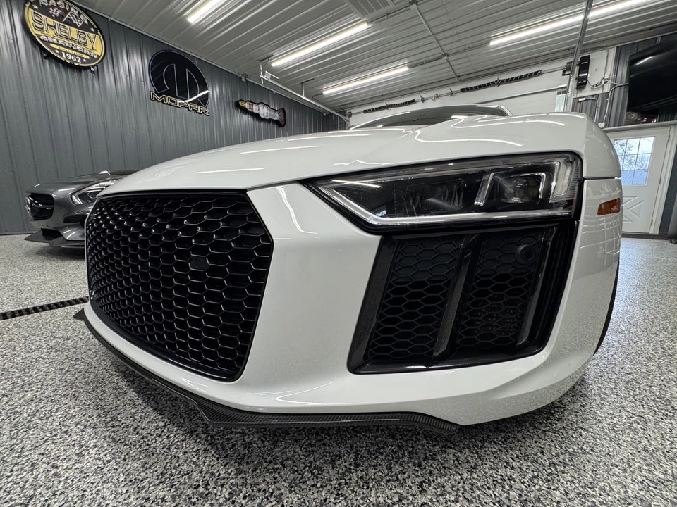 2018 Audi 4S R8 - Image 8 of 24