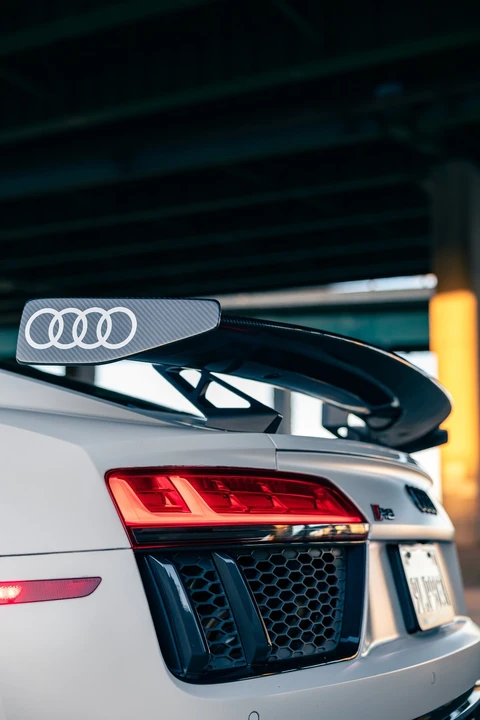 2018 Audi 4S R8 - Image 8 of 31