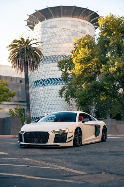 2018 Audi 4S R8 - Image 2 of 31