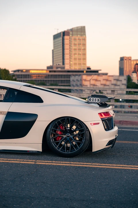 2018 Audi 4S R8 - Image 4 of 31