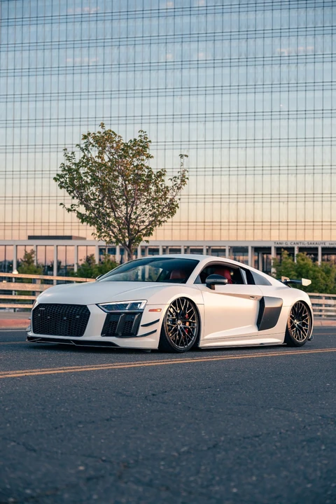 2018 Audi 4S R8 - Image 5 of 31