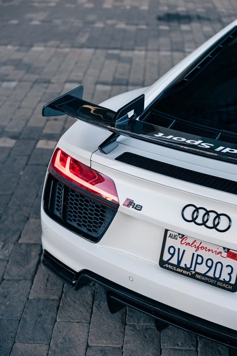 2018 Audi 4S R8 - Image 10 of 31